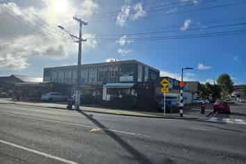 PRIME CORNER COMMERCIAL SITE 1619SQM IN MT ROSKILL