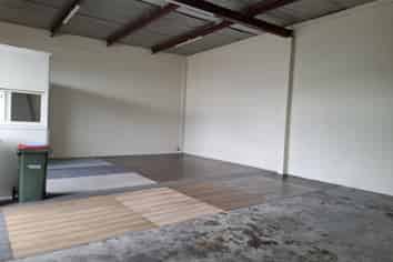 Functional and Tidy Industrial Unit
