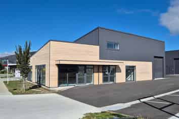 One Space left to Lease - New Commercial Building!