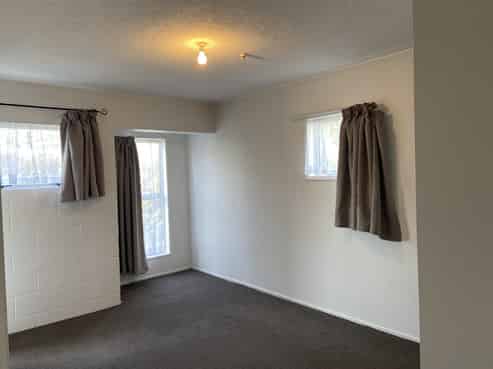 9/11 Rotoiti Street, Johnsonville
