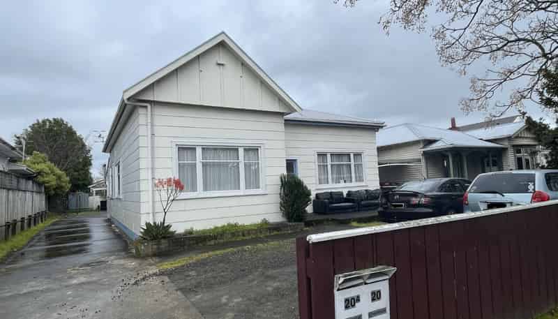 20 Worcester Street, Palmerston North Central