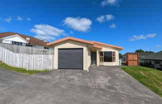 7A Fernwood Court, Woodridge
