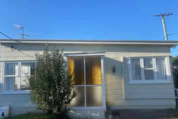 Auckland - Address withheld