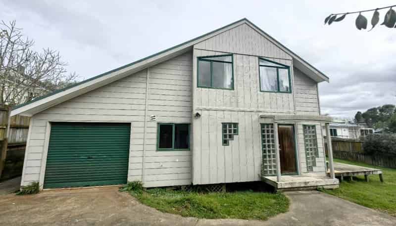 14A Pine Street, New Lynn