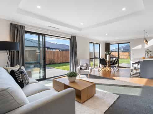 6 Feather Place, Rolleston
