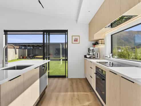 22 Dunn Street, Lake Hawea