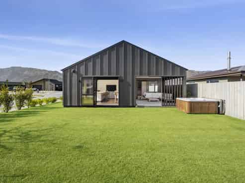 22 Dunn Street, Lake Hawea