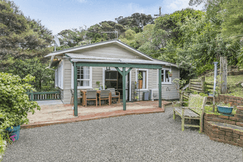 35-37 Airlie Road, Plimmerton