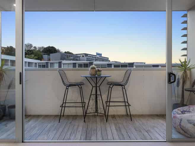 3B/10 Fisher-Point Drive, Freemans Bay