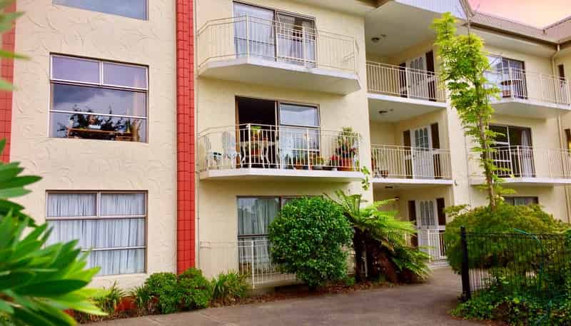 8/10 Hunter Street, Hamilton Central