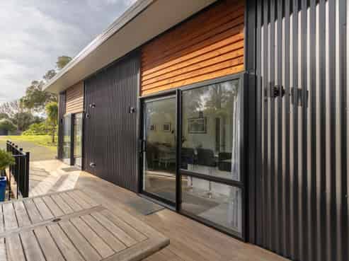 10 Bute Street, Moeraki