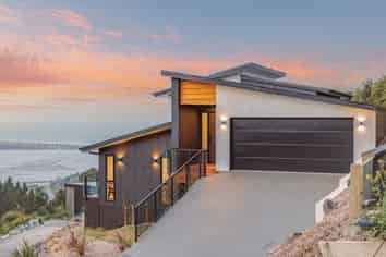 a/307 Mount Pleasant Road, Mount Pleasant