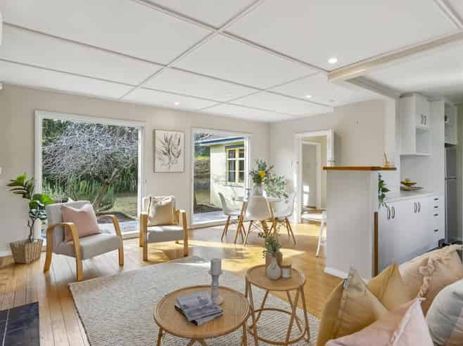 25 Weka Road, Raumati Beach