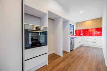 1/21 Peachgrove Road, Te Atatu Peninsula