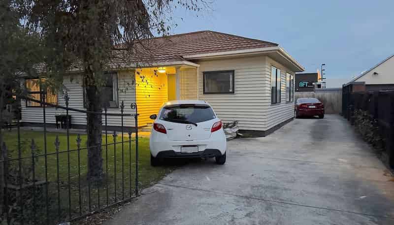 8A Bradshaw Terrace, Riccarton