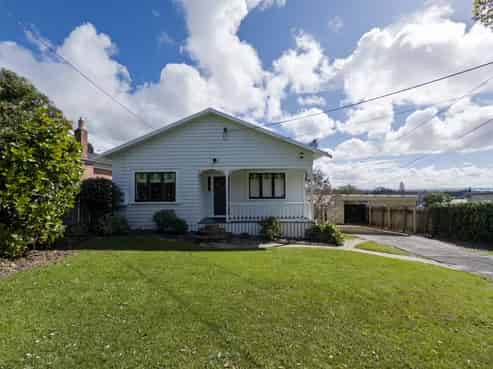189 Titirangi Road, Titirangi