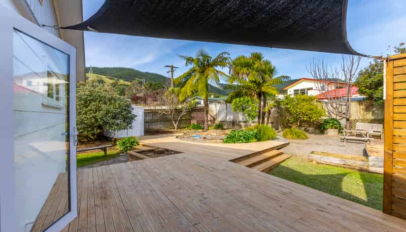 44 Kaitawa Crescent, Paraparaumu