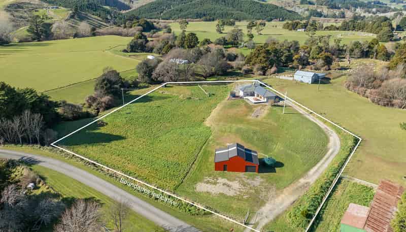 4 North Road, Mauriceville
