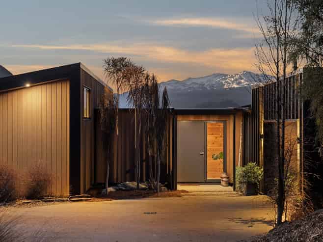 6 Big Valley Drive, Jacks Point