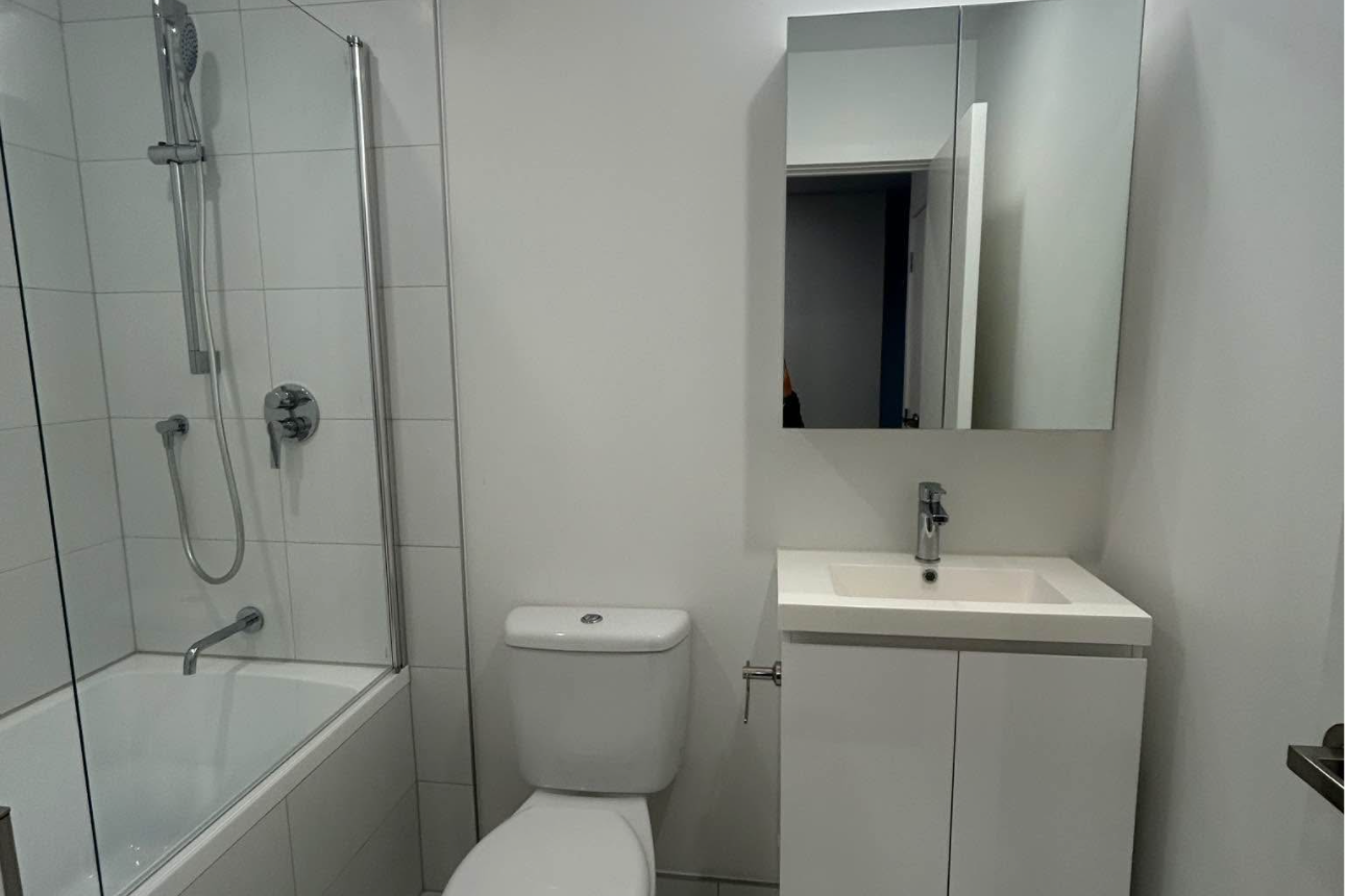 Newly Renovated Apartment – Just Move In! - Bild 6