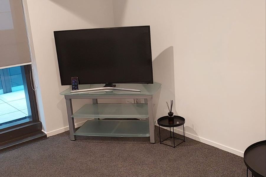 Newly Renovated Apartment – Just Move In! - Bild 3