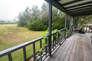 Cottage/57 Fareham Lane, Renwick
