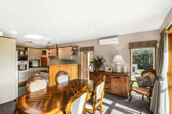 1731 Cust Road, Cust