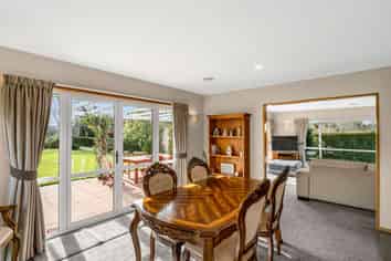 1731 Cust Road, Cust