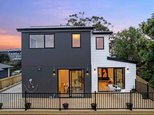 24 Leonard Road, Mount Wellington