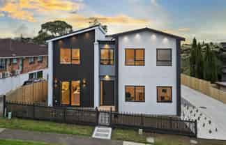 Lot 1, 2 Meadway, Sunnyhills