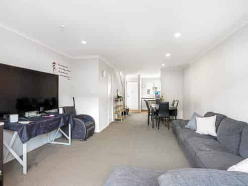24M Mount Smart Road, Royal Oak