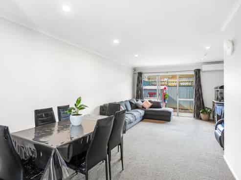 24M Mount Smart Road, Royal Oak