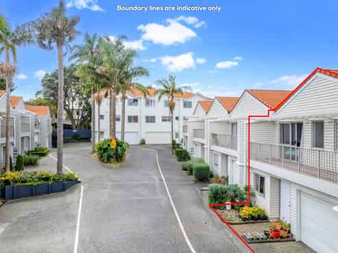 24M Mount Smart Road, Royal Oak