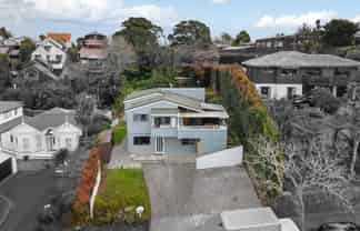 Auckland - Address withheld