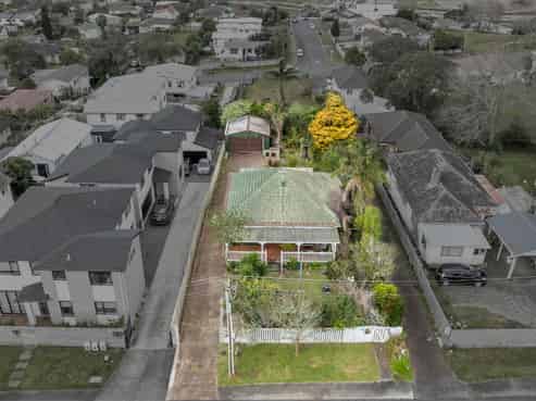 8 Revel Avenue, Mount Roskill