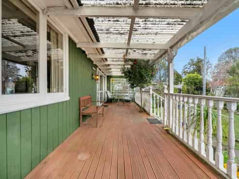 8 Revel Avenue, Mount Roskill