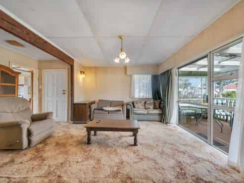 8 Revel Avenue, Mount Roskill