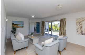 9 Kotare Street, Waikanae