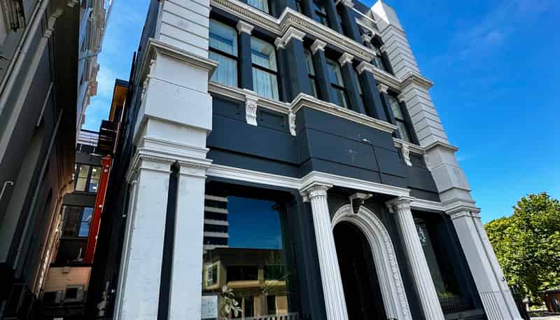 1 Queens Gardens, Dunedin Central