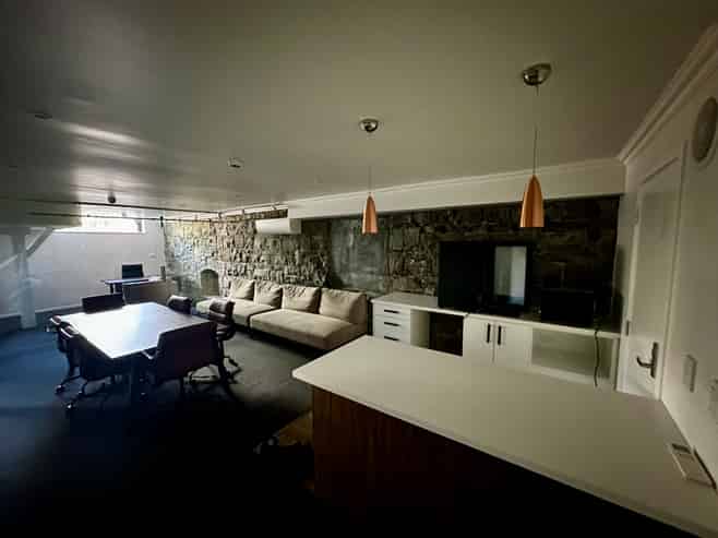 Queens Gardens Office in the CBD