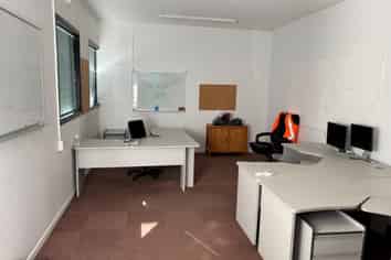 182sqm Ground Floor Office For Lease