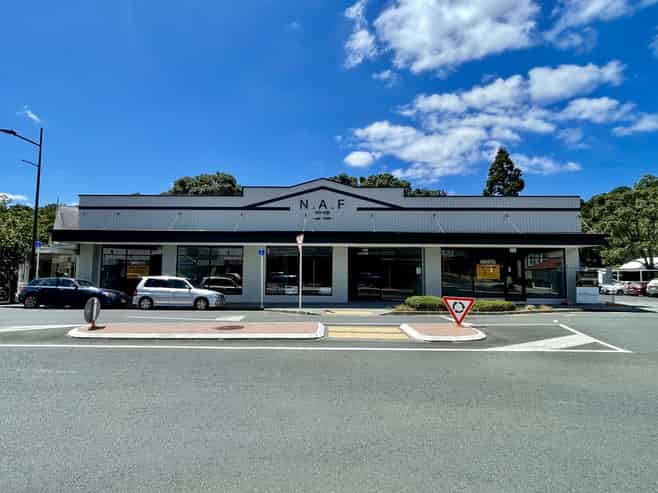 Modern 144.56m² Retail Space – Option to Split