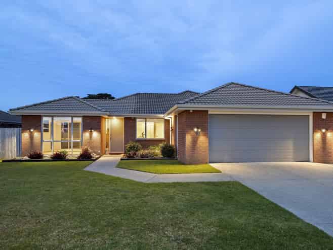 10 Searle Drive, Patumahoe