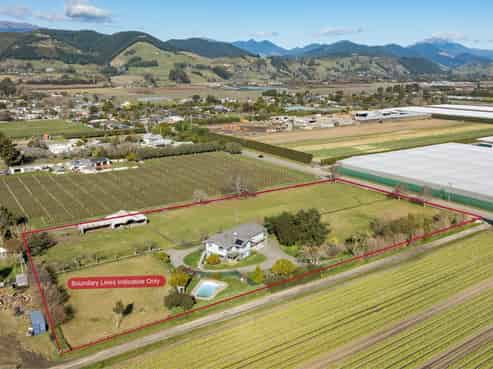 131 Ranzau Road, Hope