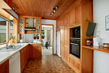 1033 High Street, Avalon