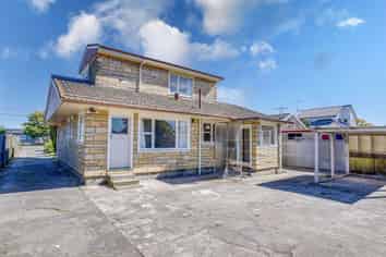 129 Springs Road, HORNBY