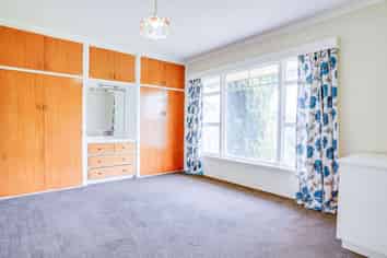 129 Springs Road, HORNBY