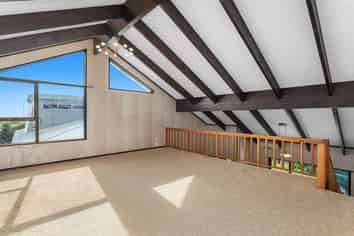 300c Ocean Road, Ohope