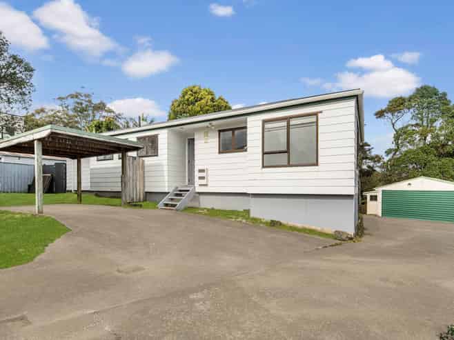 13 West Harbour Drive, West Harbour