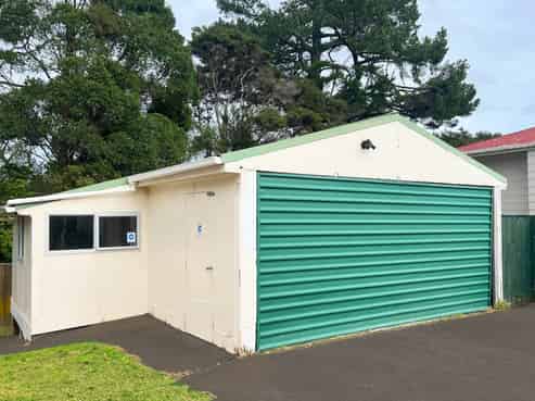 13 West Harbour Drive, West Harbour